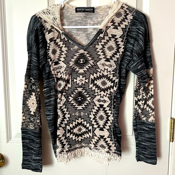 Medium - Picture 1 of 3